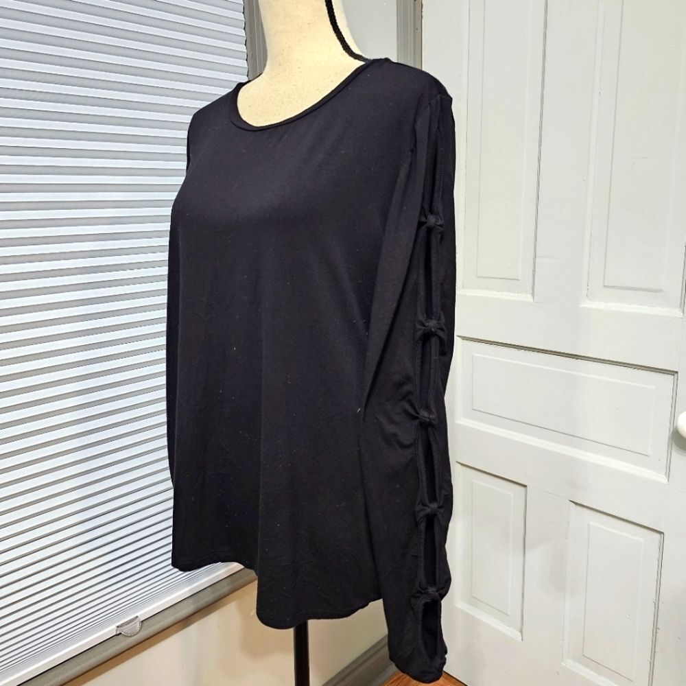 Eloquii Knotted Open Long Sleeve Tee